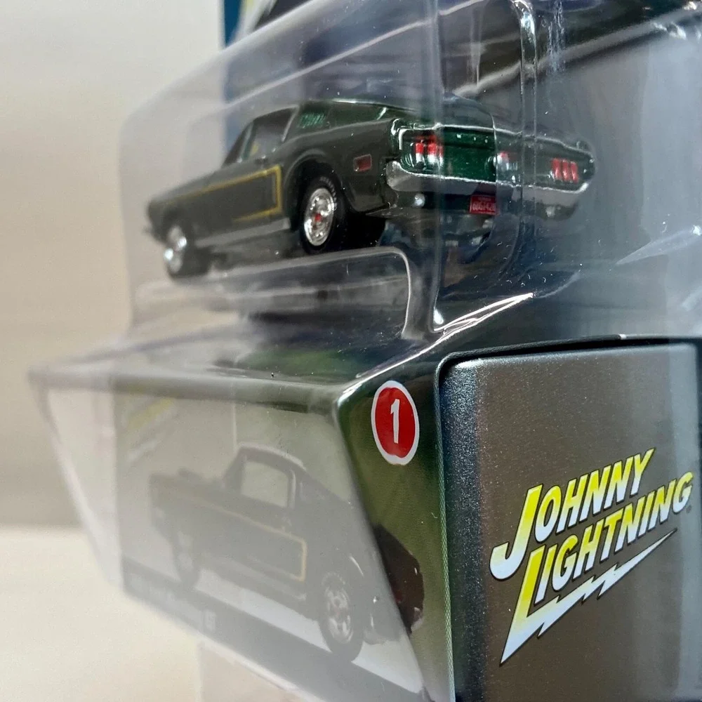 Johnny Lightning 1968‎ Ford Mustang GT Version B Release 3 Green 1:64 NIP 2022